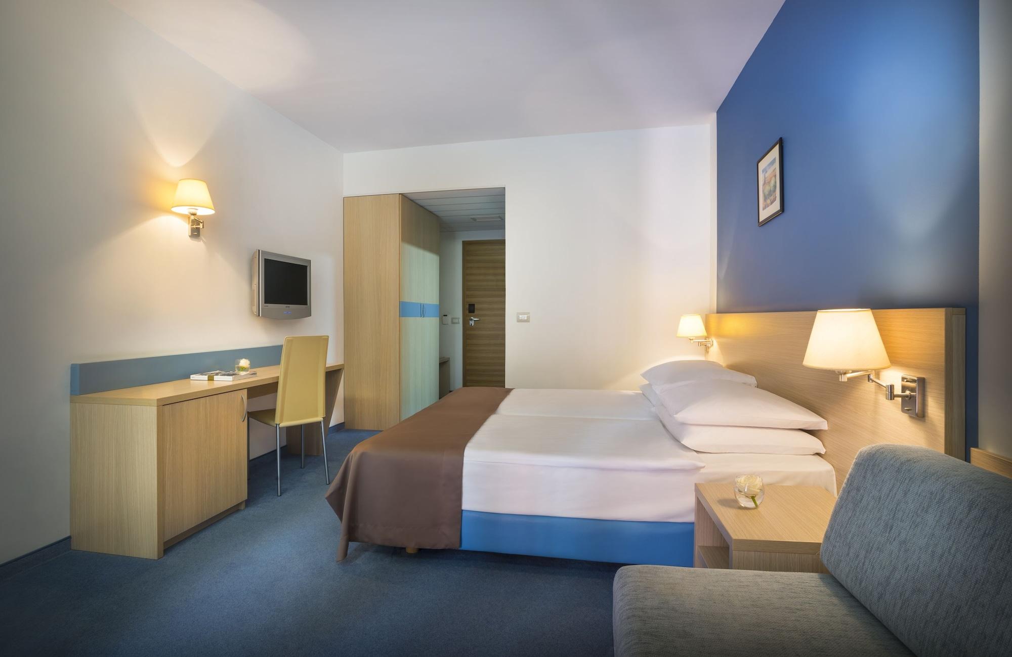 Remisens Lucija Hotel 3*